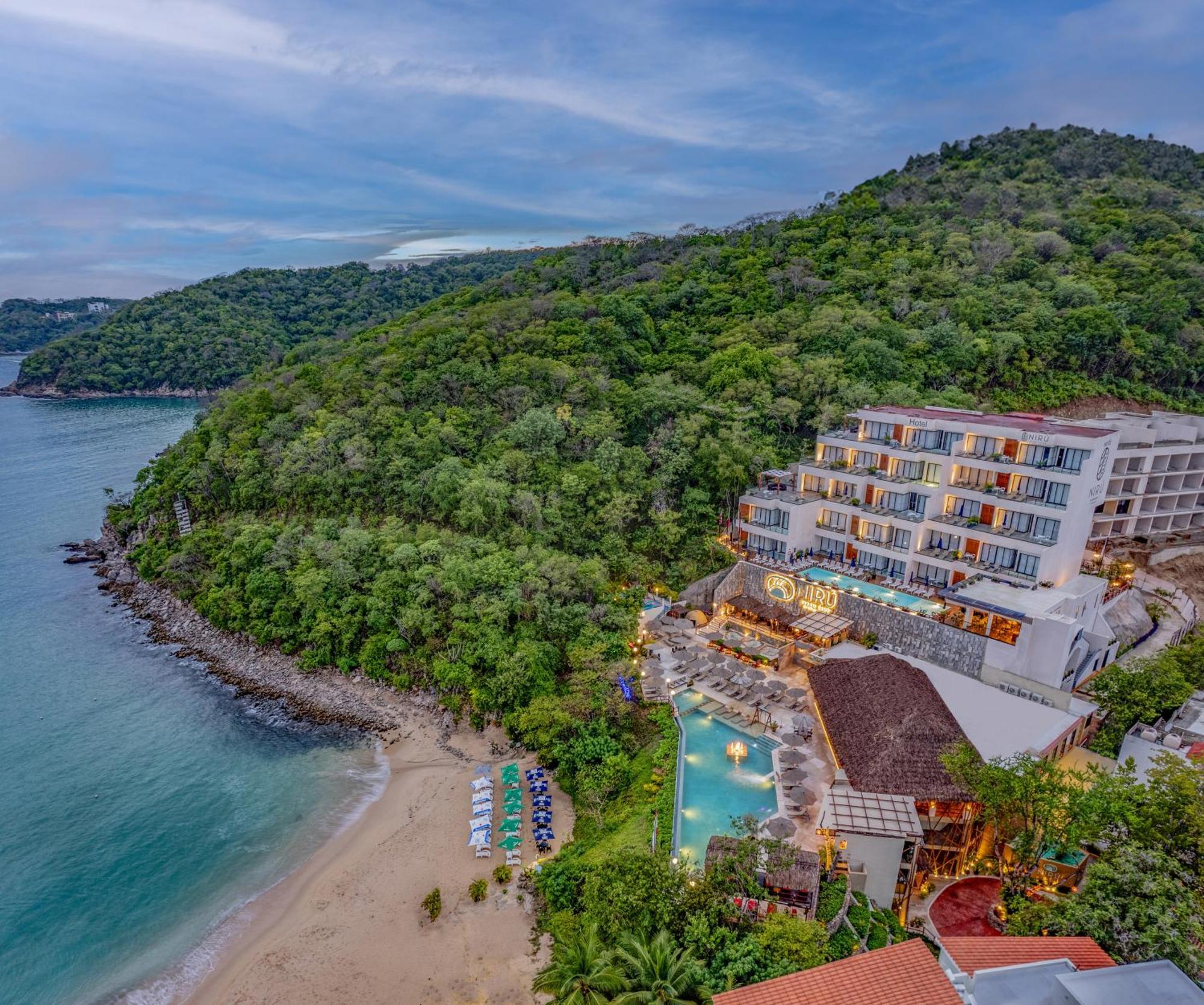 Niru Ocean Suites By Binniguenda Санта-Крус-Уатулько Екстер'єр фото