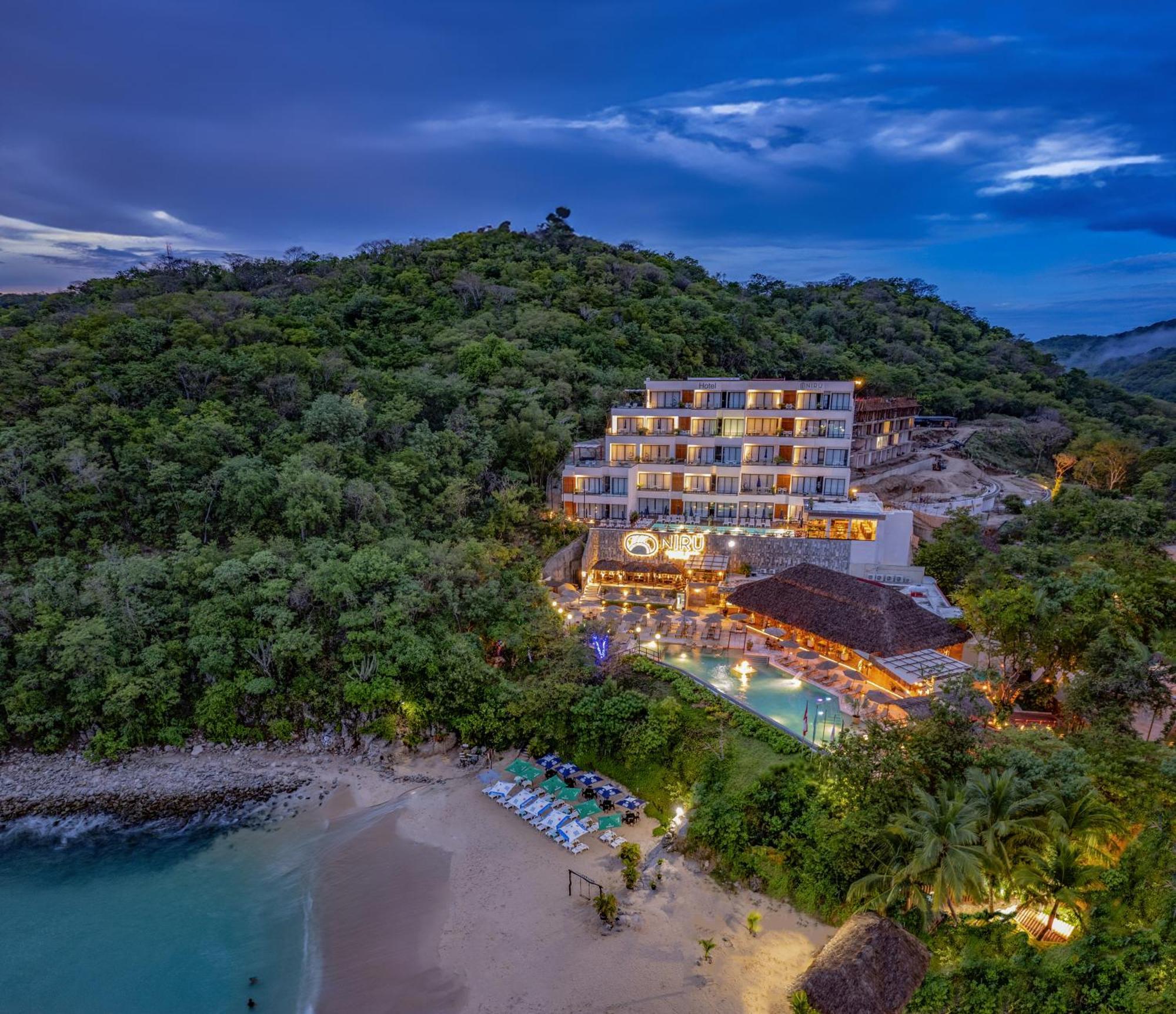 Niru Ocean Suites By Binniguenda Санта-Крус-Уатулько Екстер'єр фото